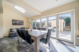 Kitchen diner shot 1- click for photo gallery